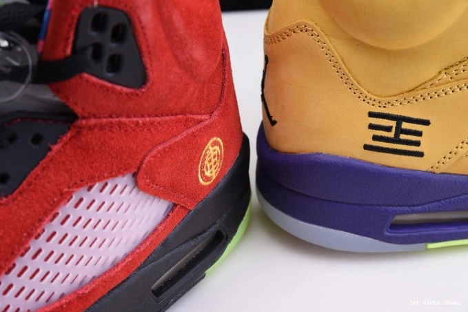 1st Kicks Shoes The Jordan Retro 5 CZ5725-700 What 0802